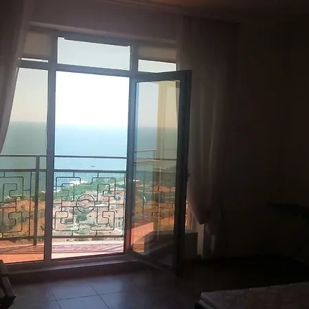 Apartment With The Sea View